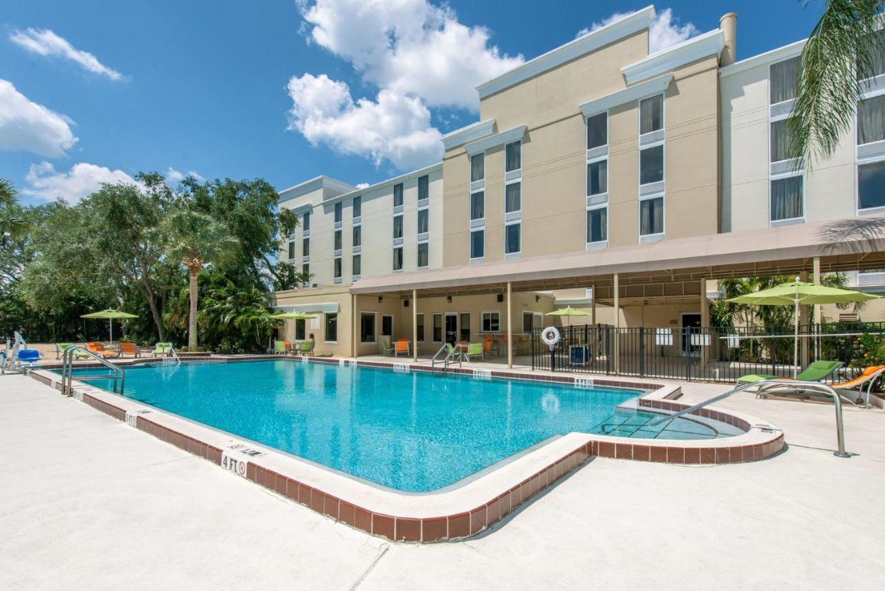 Holiday Inn Melbourne-Viera Conference Ctr By Ihg Экстерьер фото